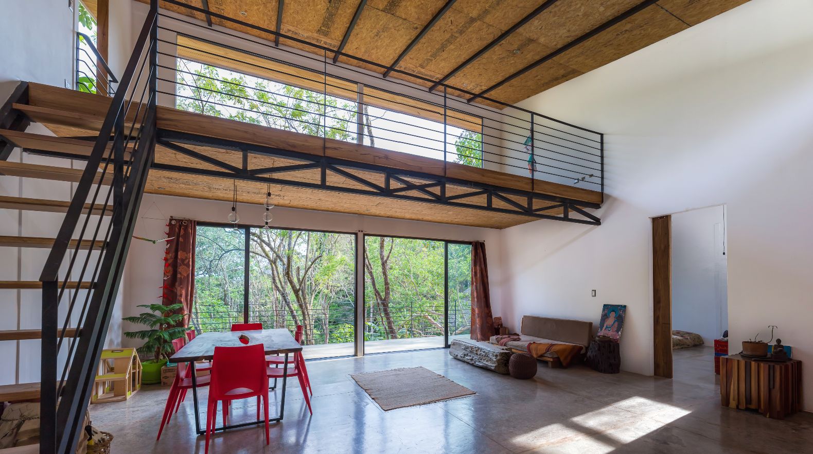 Casa Pájaros